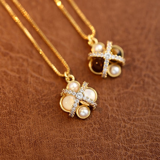 Elegant Four-Petal Flower Earrings and Necklace ｜47cm/18.5‘